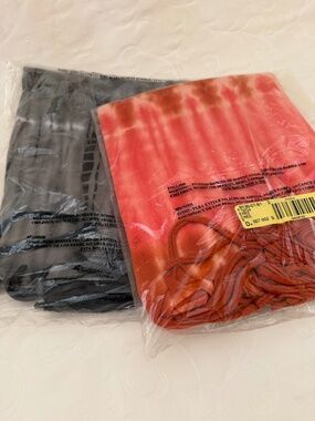 NWT Tie Dye Scarves Bundle Red and Black